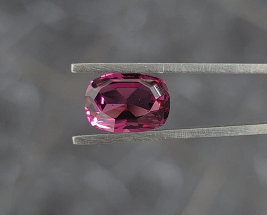 Ceylon Pinkish Purple Pyrope-Alamandine Garnet: 6.37 crt, Non-Heated, Non-Treated, Rectangulat Cushion Cut, 12.25x858x6.25 mm Loupe Clean