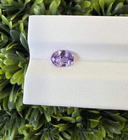 Oval Ceylon Sapphire: Pinkish-Violet Lavender, 1.31ct, Unheated, Untreated, Sri Lanka