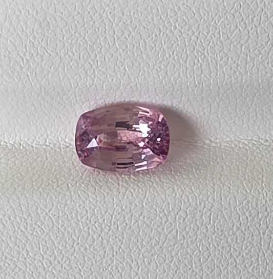 Natural Peach Sapphire: Sri Lanka, 2.93 crt, Cushion Cut, Eye Clean