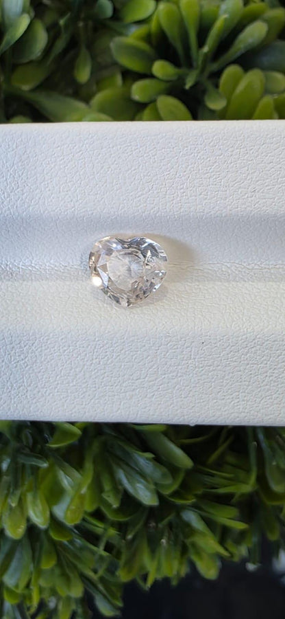 White Saphhire ( Colourless) : 1.73 crt, Non- Heated, Non-Treated, Heart Shaped Cut, 7.05x7.89x3.90 mm.