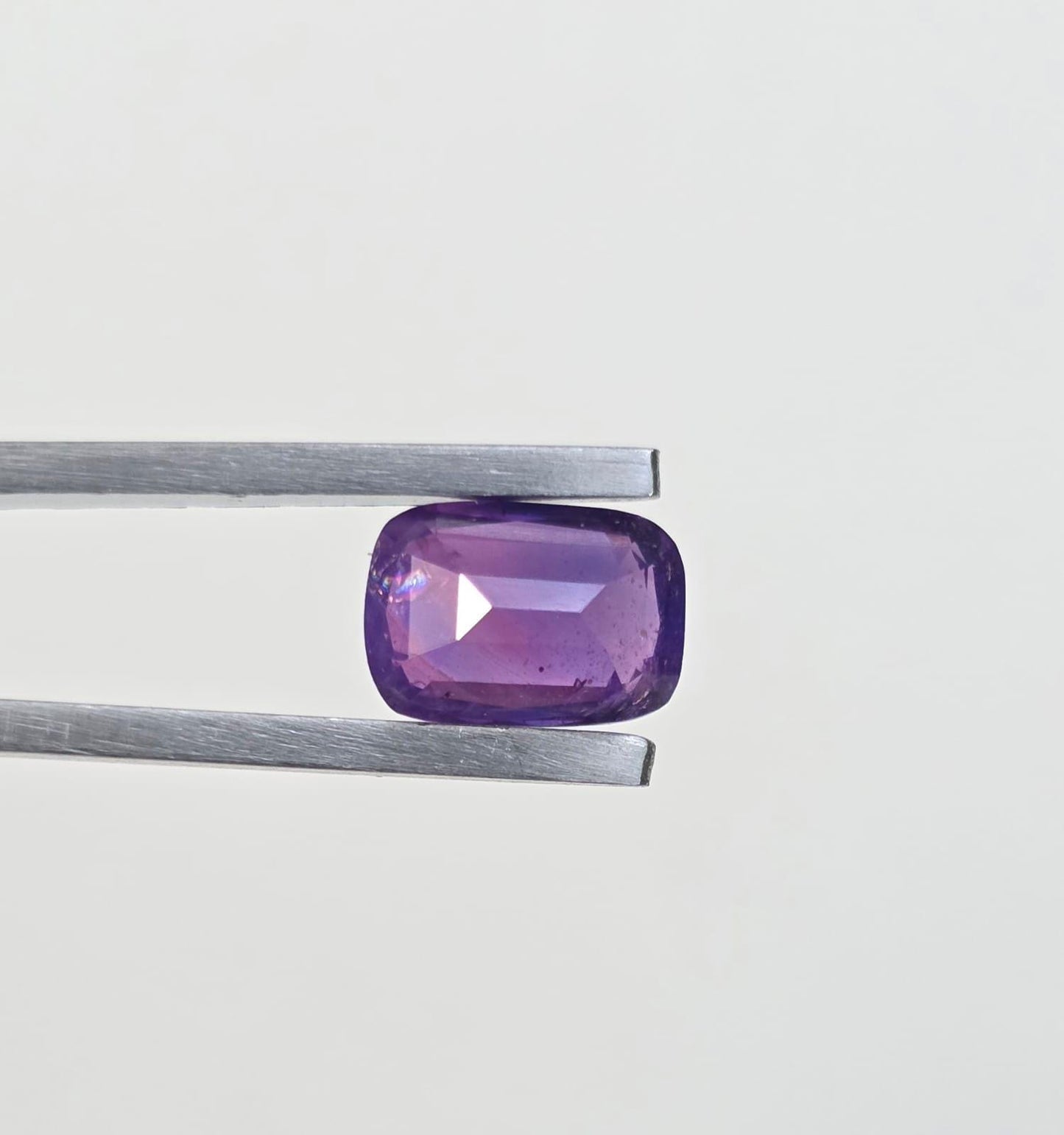 Natural Ceylon Purple Sapphire: 2.25 ct, Non-Heated, Silky Finish (8.48×5.88×4.54 mm)