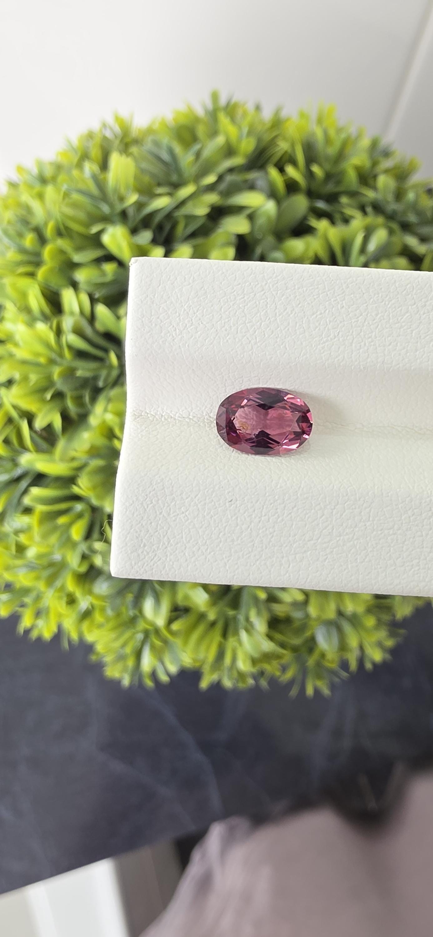 Ceylon Purplish Pink Spinnel-From Sri Lanka, 1.63 crt, Non-Heated, Non-Treated, Oval Cut, 9.01x6.24x3.78mm