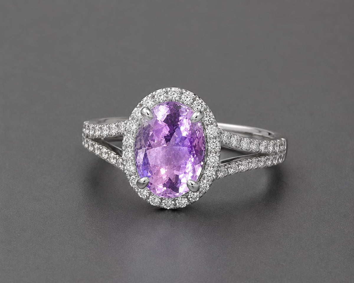 Oval Ceylon Sapphire: Pinkish-Violet Lavender, 1.31ct, Unheated, Untreated, Sri Lanka