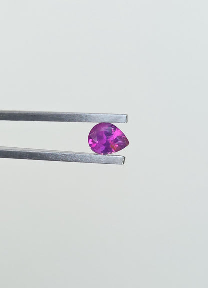 Ceylon Pink Sapphire: From Sri Lanka, 0.92 crt, Non-Heated , Non-Treated, Pear Shaped, 6.54 × 5.09 × 3.55 mm, Eye Clean