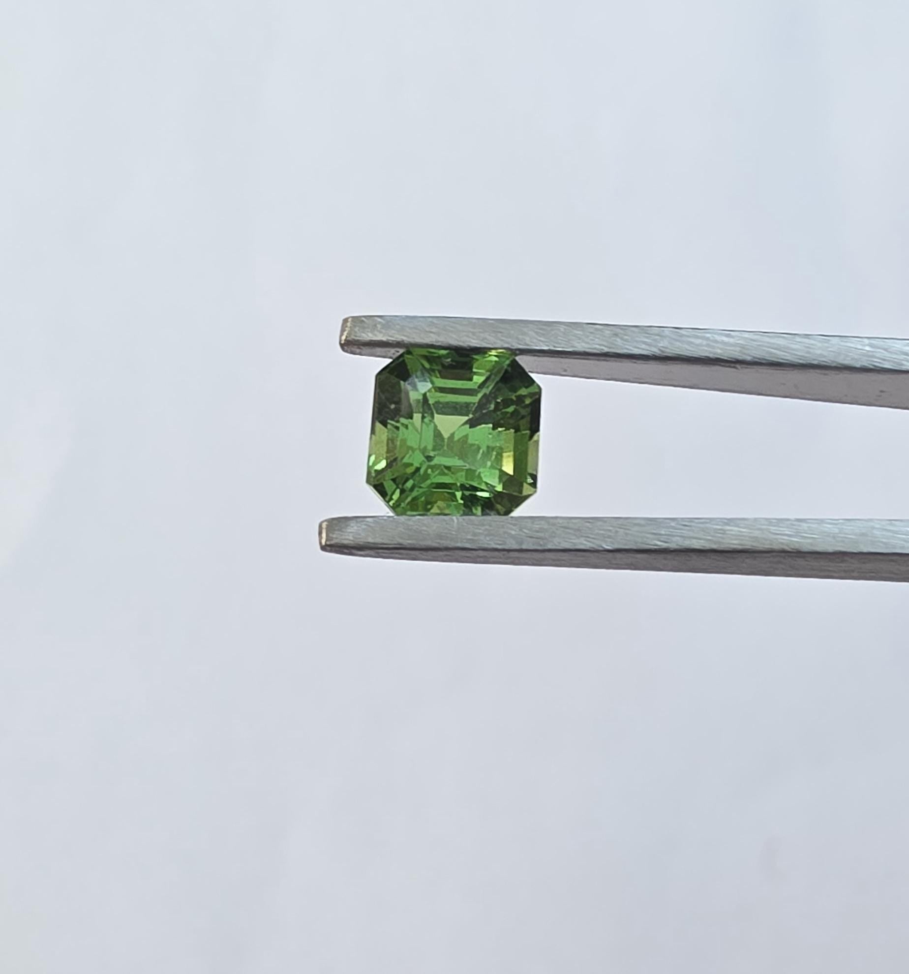 Natural Tsavorite Garnet: 2.03ct Vivid Green Step Cut (6.75x6.54x5.34mm)