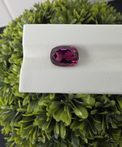 Ceylon Pinkish Purple Pyrope-Alamandine Garnet: 6.37 crt, Non-Heated, Non-Treated, Rectangulat Cushion Cut, 12.25x858x6.25 mm Loupe Clean