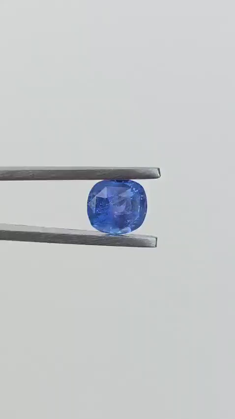 Natural Ceylon Blue Sapphire: 2.25 ct Cornflower Blue Cushion Cut (LGL Certified)