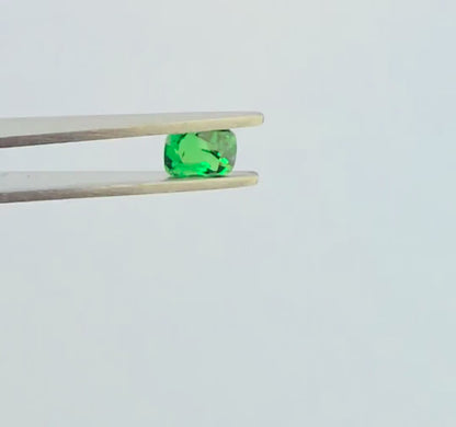 Natural Tsavorite Garnet: Vivid Green, Eye-Clean, Untreated (2.01 ct)